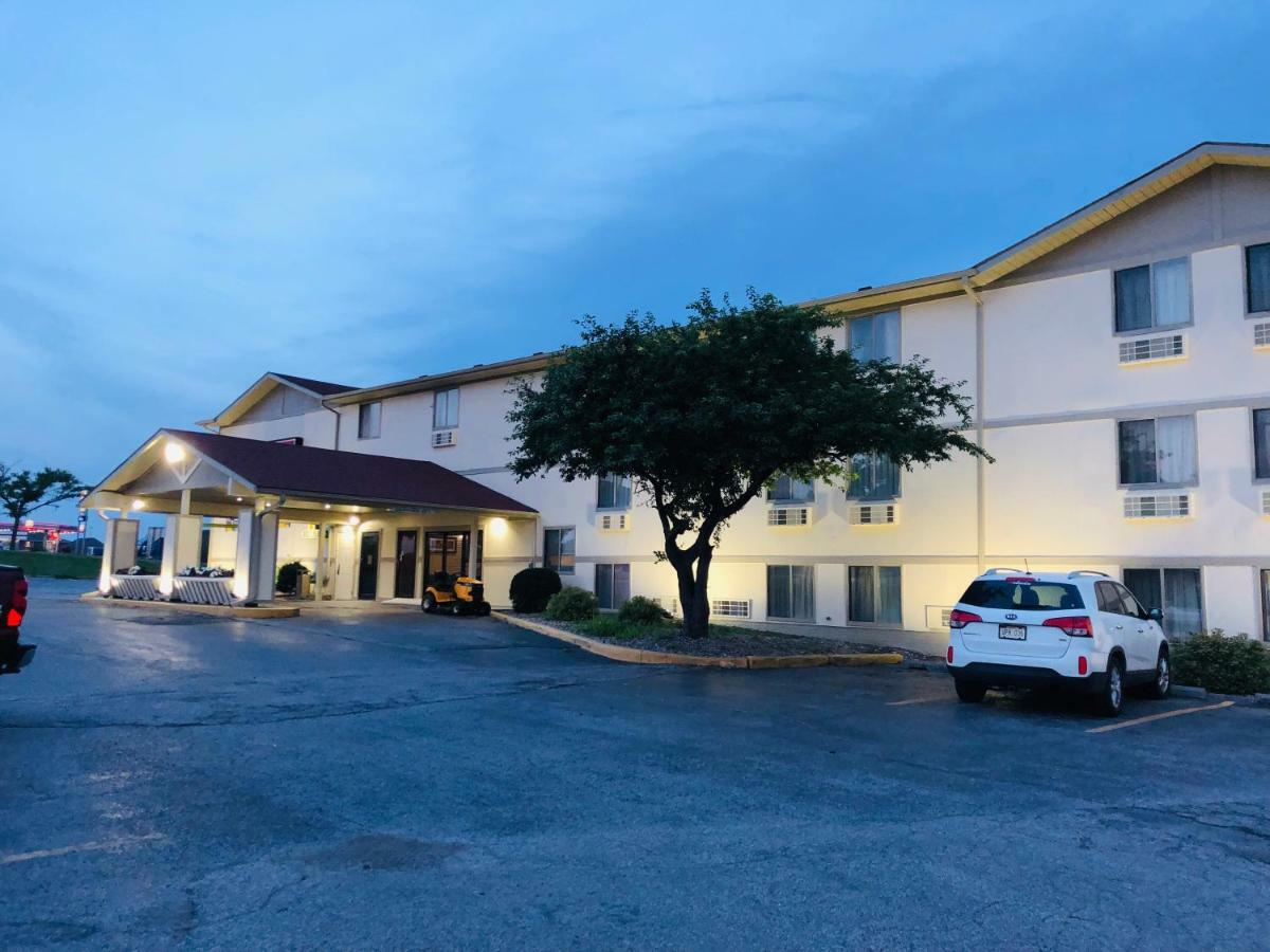 The Inn&Suites Sw Omaha Zewnętrze zdjęcie