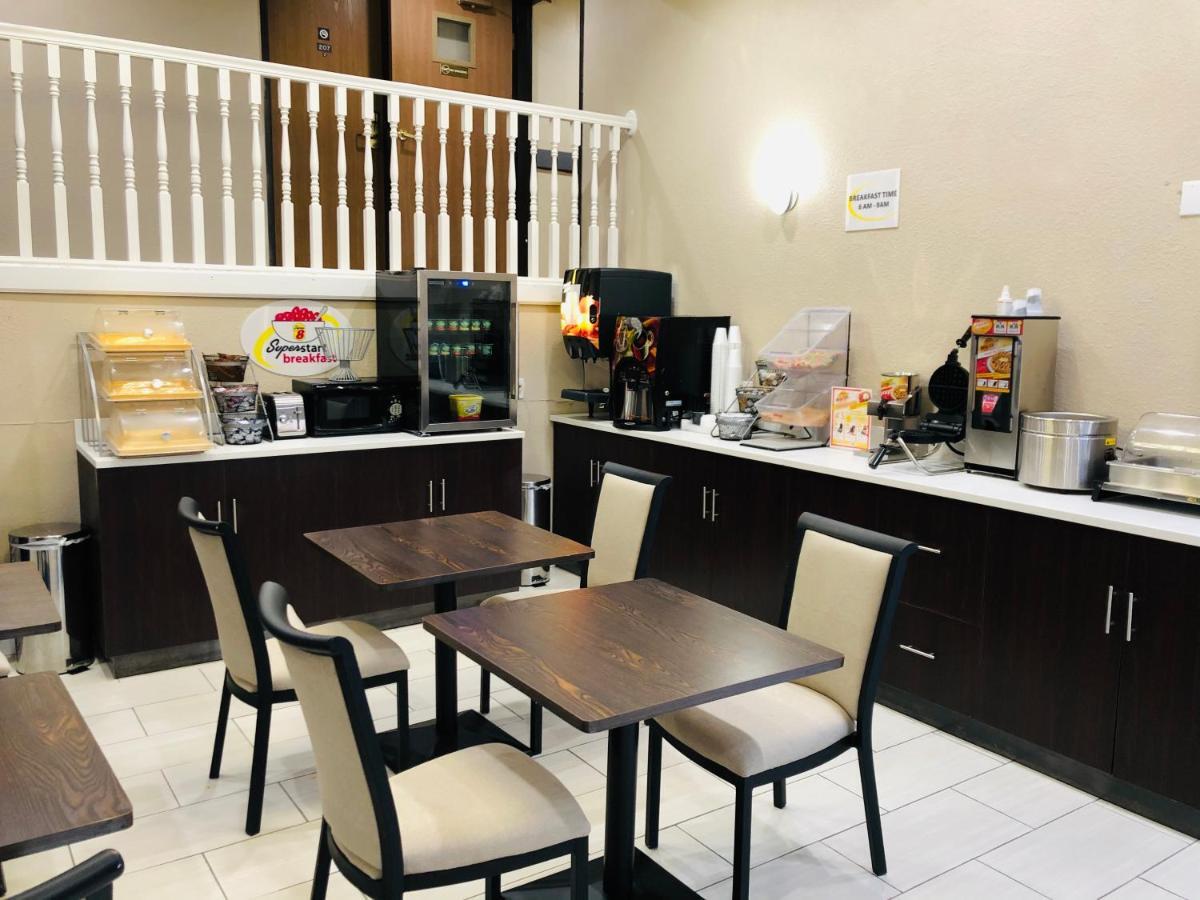 The Inn&Suites Sw Omaha Zewnętrze zdjęcie