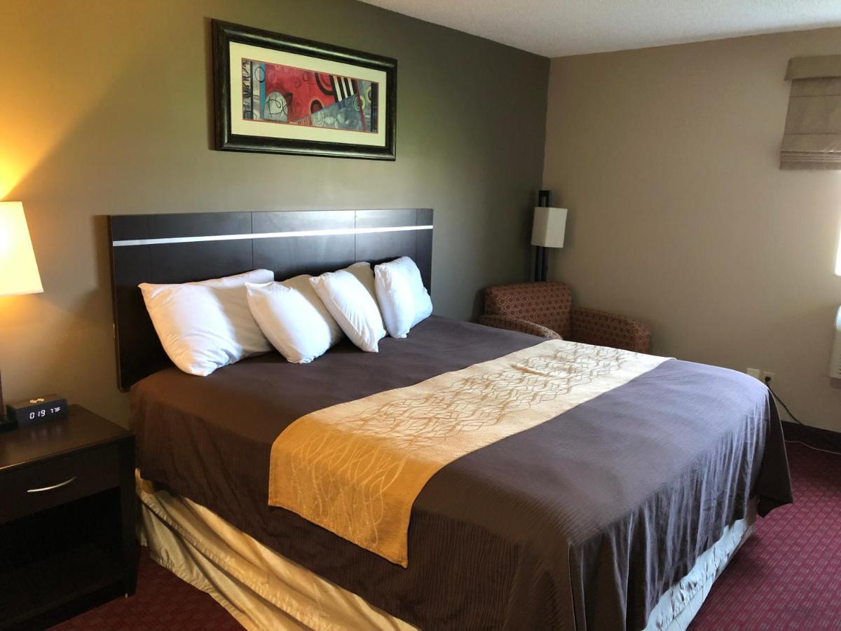 The Inn&Suites Sw Omaha Zewnętrze zdjęcie