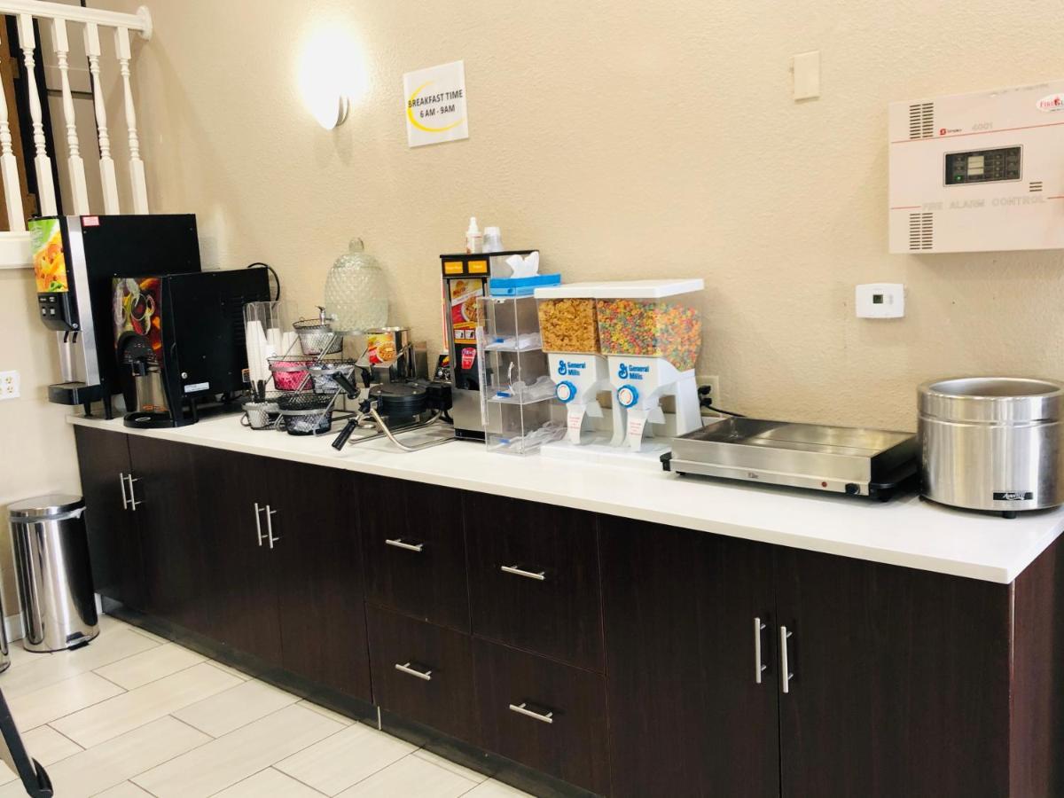 The Inn&Suites Sw Omaha Zewnętrze zdjęcie